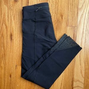 Lululemon size 4 pocket leggings